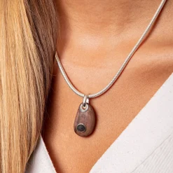 Anhänger "Holzkiesel Lavasand "